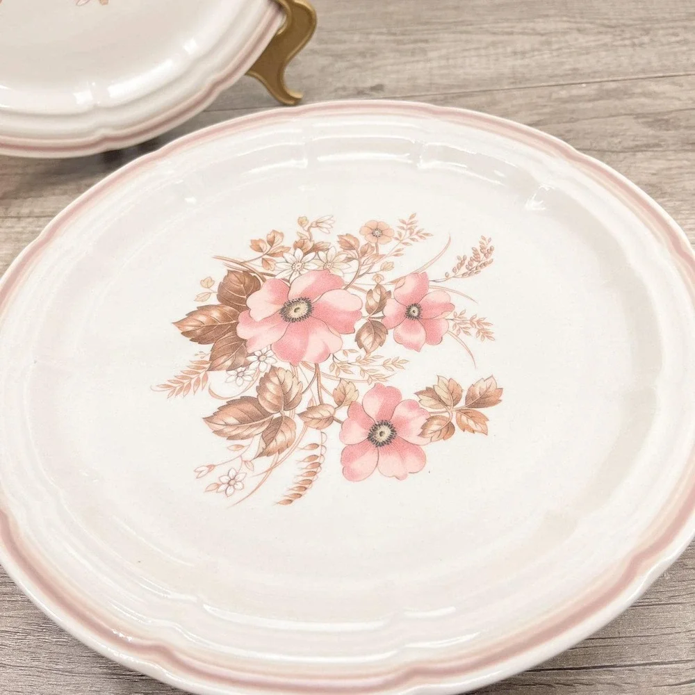 Vintage Floral‎ Stoneware Dessert Plates - Dinner Setting for 4